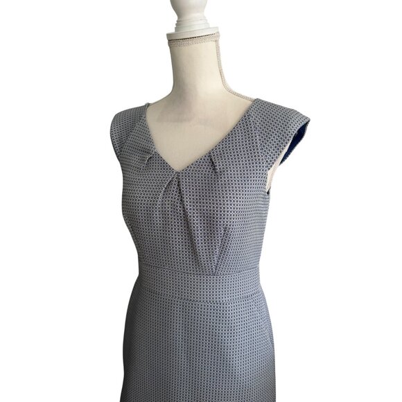 BANANA REPUBLIC Blue White Patterned Work Cocktail Dress Size 6P - Picture 2 of 11
